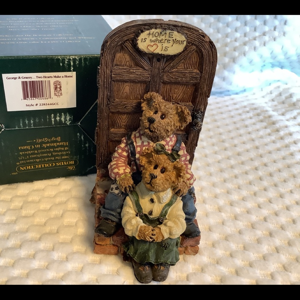 Boyd’s Bears - George & Gracey